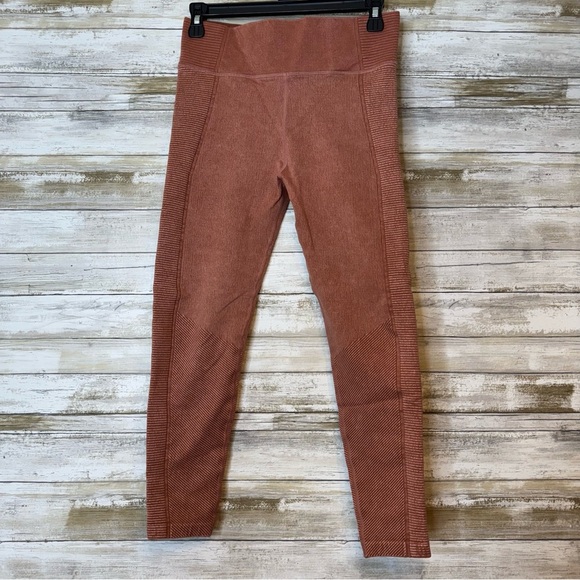 Aerie Offline Women’s Burnt Orange Ribbed Leggings size Medium - Picture 1 of 9